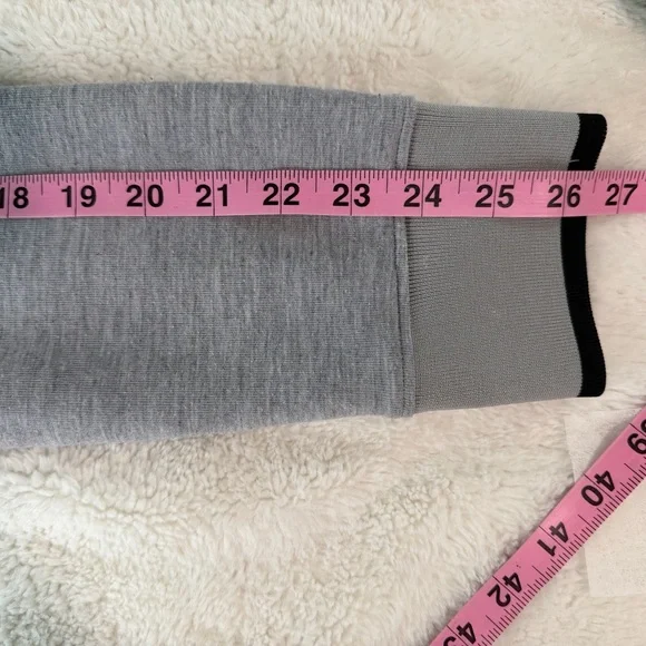 Armani Exchange A|X Gray Logo Sweatshirt L – Minimal Designer Pullover Crewneck - Picture 9 of 10